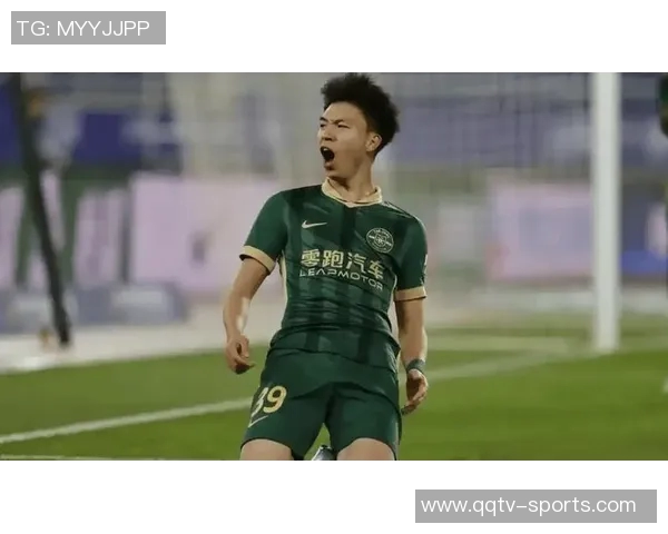 德甲豪门冬季转会期向王钰栋发出邀请究竟是哪支球队引发热议 德甲豪门冬季转会期向王钰栋发出邀请究竟是哪支球队引发热议